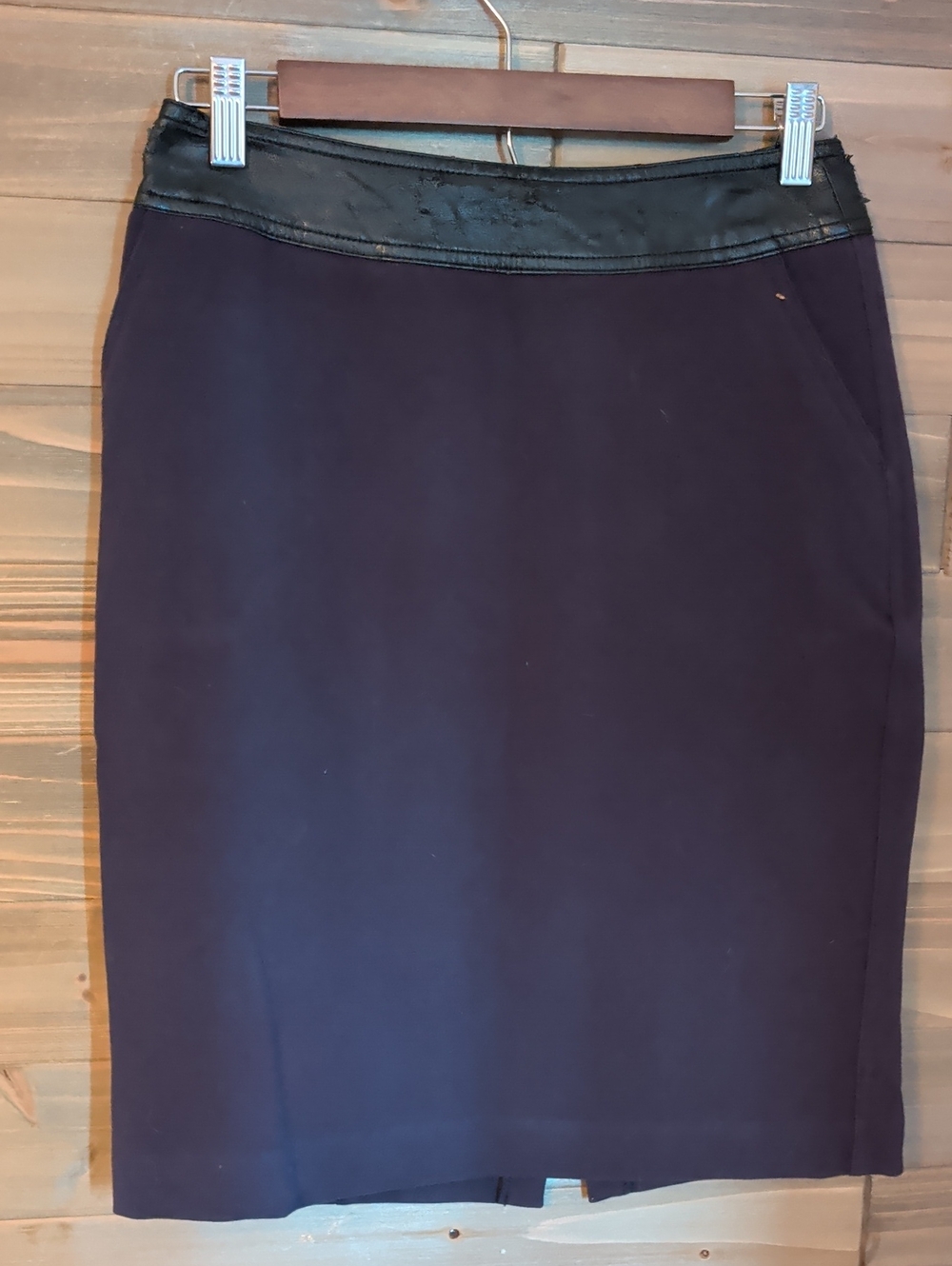 Worthington Classic Purple Pencil Skirt with Black Waistband Pleated Bo  Size 4